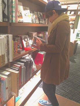 「HYSTERIC GLAMOUR（ヒステリックグラマー）のアイテム（ステンカラーコート）」を使った、yuuriさん（メンズ・169cm）の冬コーディネート