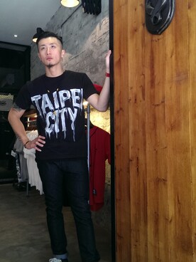 張亞璟さんのコーディネート