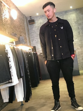 「REMIX（リミックス）のアイテム（その他アウター）」を使った、張亞璟さん（メンズ・177cm）の秋コーディネート