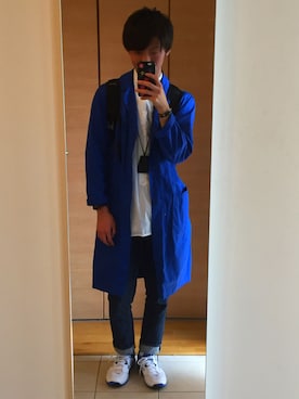 「爽やかコーデ」｜「アイテム（ステンカラーコート）」を使った、寺住みさん（メンズ・174cm）の春コーディネート