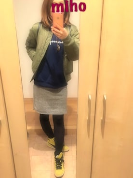 「スエット」｜「アイテム（MA-1）」を使った、みほさん（レディース・159cm）の冬コーディネート