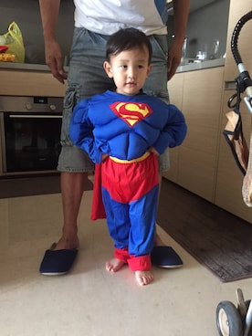 「SUPERMAN（スーパーマン）のアイテム」を使った、8さん（キッズ・100cm）の秋コーディネート