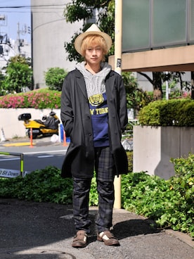 「glamb（グラム）のアイテム（ステンカラーコート）」を使った、NISHIOさん（メンズ・161cm）の春コーディネート