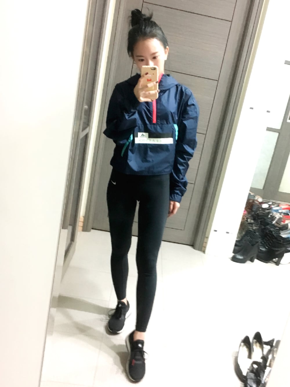 「adidas by Stella McCartneyのadidas by Stella McCartney adidas StellaSport Glow Climalite ® Windbreaker（トップス、ブルー系）」を使った、Jasmine:)さん（レディース・157cm）の秋コーディネートの1枚目の写真