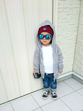 「Champion（チャンピオン）のアイテム（Tシャツ/カットソー、ホワイト系）」を使った、ReeRyoさん（キッズ・130cm）の春コーディネート