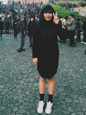 「H&M（エイチ・アンド・エム）のアイテム（シャツ/ブラウス、ブラック系）」を使った、 • ċʟѧさん（レディース・169cm）の冬コーディネート