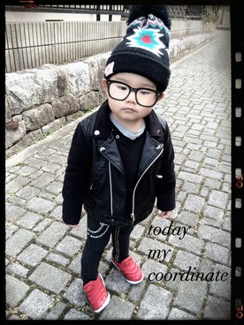 「アイテム（ライダースジャケット）」を使った、tomocha♡さん（キッズ・100cm）の冬コーディネート