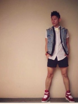 「ESPRIT（エスプリ）のアイテム（フォーマルスーツ/小物）」を使った、Jimmy Wongさん（メンズ・170cm）の春コーディネート