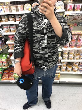 「k．u．i（ケーユーアイ）のアイテム」を使った、太郎さん（メンズ・169cm）の秋コーディネート