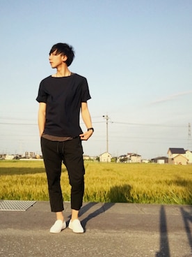 「スリッポン」｜「アイテム（PC・スマホグッズ/家電）」を使った、えじるさん（メンズ・178cm）の春コーディネート