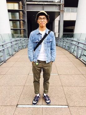「Hanes」｜「アイテム（デニムジャケット）」を使った、Felixさん（メンズ・172cm）の春コーディネート