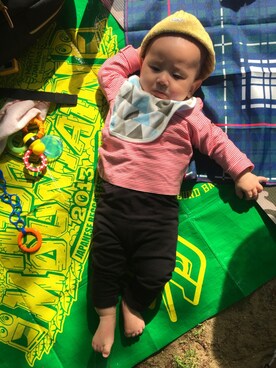 「アイテム（ロンパース、ブラック系）」を使った、YSKEEEEEさん（キッズ・70cm）の春コーディネート