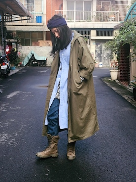 「khaki」｜「アイテム（ダウンジャケット/コート）」を使った、Vika 簡さん（レディース・163cm）の秋コーディネート