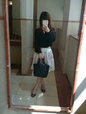 「花柄 スカート」｜「アイテム（パンプス）」を使った、miniminnieさん（レディース・148cm）の秋コーディネート