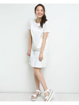 「STUDIOUS（ステュディオス）のアイテム（裙子、ホワイト系）」を使った、Ayakaさん（レディース・160cm）の春コーディネート