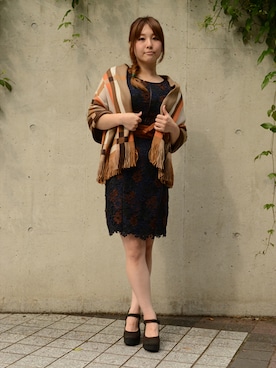 「アイテム（ストール/ショール）」を使った、kanaさん（レディース・152cm）の秋コーディネート