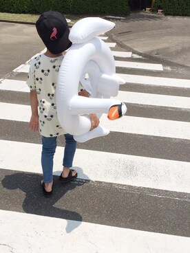 「Mini Rodini（ミニロディーニ）のアイテム（キャップ）」を使った、dadandanさん（キッズ・125cm）の秋コーディネート