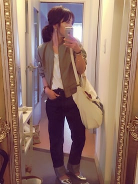 「TODAYFUL（トゥデイフル）のUseful UネックTシャツ（Tシャツ/カットソー）」を使った、yayoiさん（レディース・155cm）の秋コーディネート