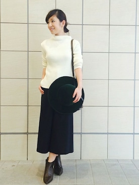 「ホワイトニット」｜GALLARDAGALANTEさん（レディース・160cm）の秋コーディネート