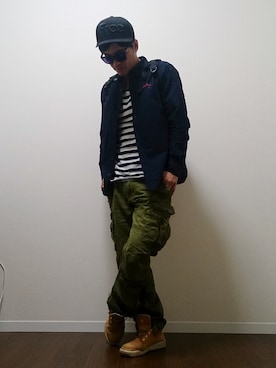 「アイテム（カーゴパンツ）」を使った、ジャっきーさん（メンズ・177cm・30代）の秋コーディネート