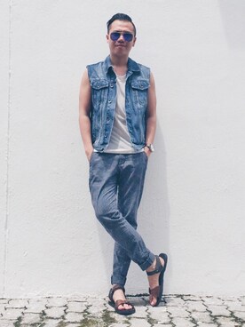 「TOPMAN（トップマン）のアイテム（デニムジャケット）」を使った、Kevin Chong さん（メンズ・168cm）の春コーディネート