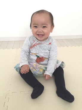 「アイテム（タイツ/ストッキング、ブルー系）」を使った、sa-coさん（キッズ・70cm）の春コーディネート