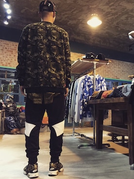 「CLOT（クロット）のアイテム（Tシャツ/カットソー）」を使った、shawnさん（メンズ・175cm）の冬コーディネート