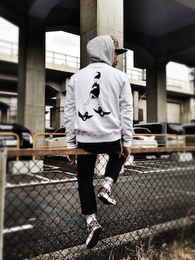 「HUF」｜「アイテム（財布/小物）」を使った、U TAKAMIZUさん（メンズ・171cm）の冬コーディネート