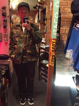 「hellrazor」｜スコーン品川さん（メンズ・168cm）の春コーディネート