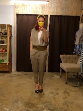 「アイテム（つなぎ/オールインワン、ベージュ系）」を使った、fabricさん（レディース・163cm）の秋コーディネート