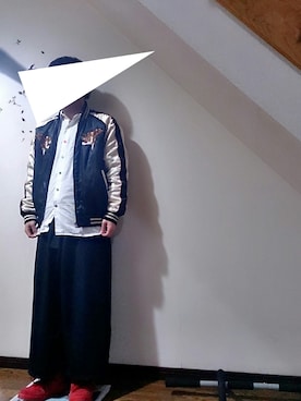 「スラッシャー」｜「アイテム（スラックス）」を使った、tさん（メンズ・165cm）の冬コーディネート
