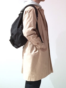 「YAECA」｜「アイテム（ステンカラーコート）」を使った、キャベツ太郎さん（メンズ・168cm）の冬コーディネート