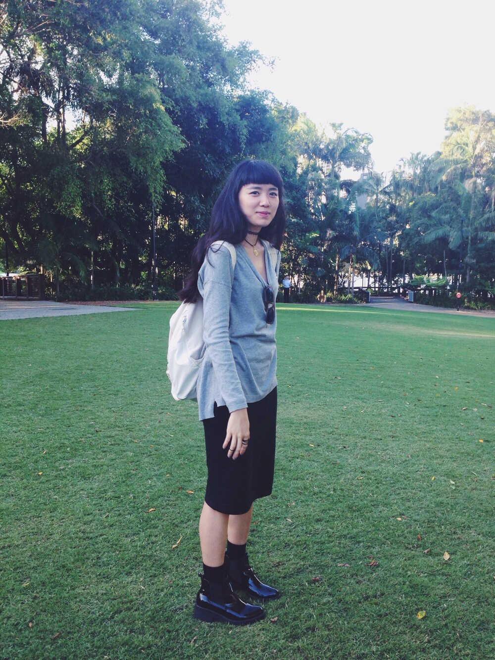 「black、ZARA、MUJI、Australia」｜「STYLENANDAのサイドゴアブラックウォーカーシューズ（シューズ、ブラック系）」を使った、Chen-Xin Wangさん（レディース・163cm）の春コーディネートの1枚目の写真