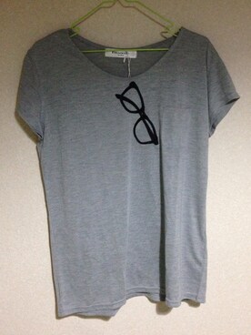 「ems excite（エムズエキサイト）のアイテム（Tシャツ/カットソー、グレー系）」を使った、美姫丸さん（レディース・153cm）の秋コーディネート