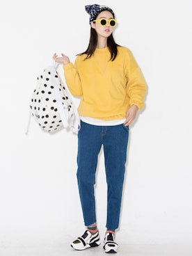 「イエロー」｜「アイテム（スウェット）」を使った、bluepopsさん（レディース・170cm）の冬コーディネート