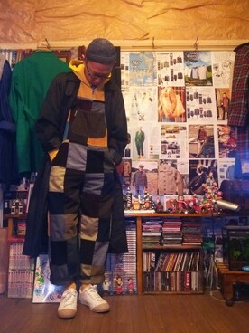 「アイテム（ステンカラーコート）」を使った、いわんこさん（メンズ・168cm・40代）の冬コーディネート