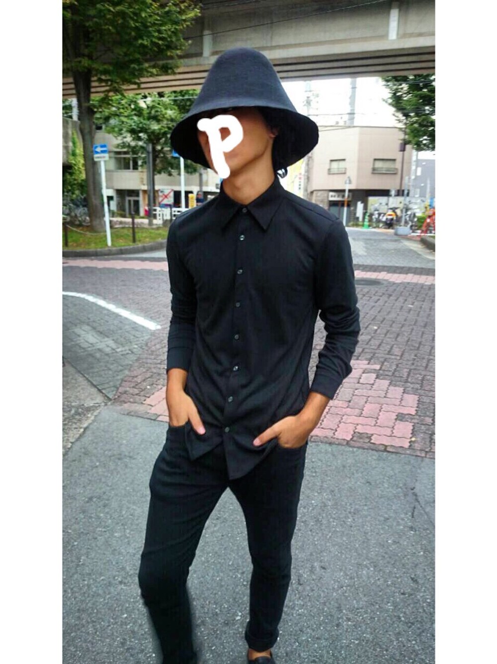 「COMME des GARCONS HOMME PLUSのアイテム（ハット、ブラック系）」を使った、しゅんさん（メンズ・179cm）の夏コーディネートの1枚目の写真