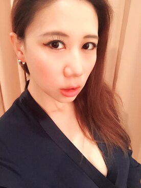 「DIANE von FURSTENBERG（ダイアンフォンファステンバーグ）のアイテム（オールインワン・サロペット、ブルー系）」を使った、Akiさん（レディース・162cm）の冬コーディネート