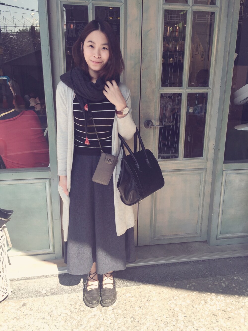 「fuku brunch」｜「YOHOのアイテム（スカート、ブルー系）」を使った、陳小鹿さん（レディース・158cm）の春コーディネートの1枚目の写真