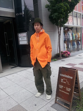 「アイテム（モッズコート、オレンジ系）」を使った、coalmine札幌 阿部 タケシさん（メンズ・182cm）の夏コーディネート