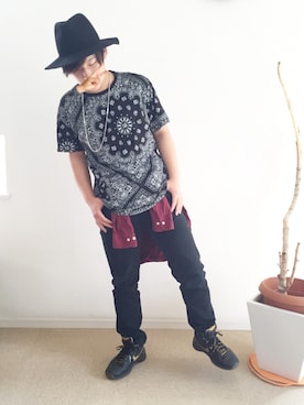 ヨネ・オカモトさんのコーディネート