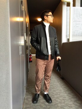 「コラボ」｜「アイテム（スタジャン）」を使った、Kevin.Cさん（メンズ・173cm）の冬コーディネート