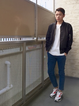 「AIR MAX」｜「アイテム（ミリタリージャケット）」を使った、Kevin.Cさん（メンズ・173cm）の秋コーディネート