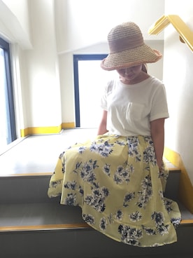 「花柄 スカート」｜「アイテム（帽子）」を使った、帽子専門店R.merryさん（レディース・155cm）の夏コーディネート