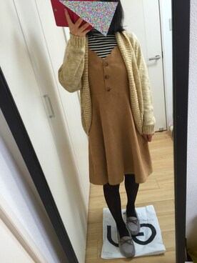 「MAJESTIC LEGON（マジェスティックレゴン）のJスカラップキャミワンピ（ワンピース、イエロー系）」を使った、@chocoさん（レディース・154cm）の冬コーディネート