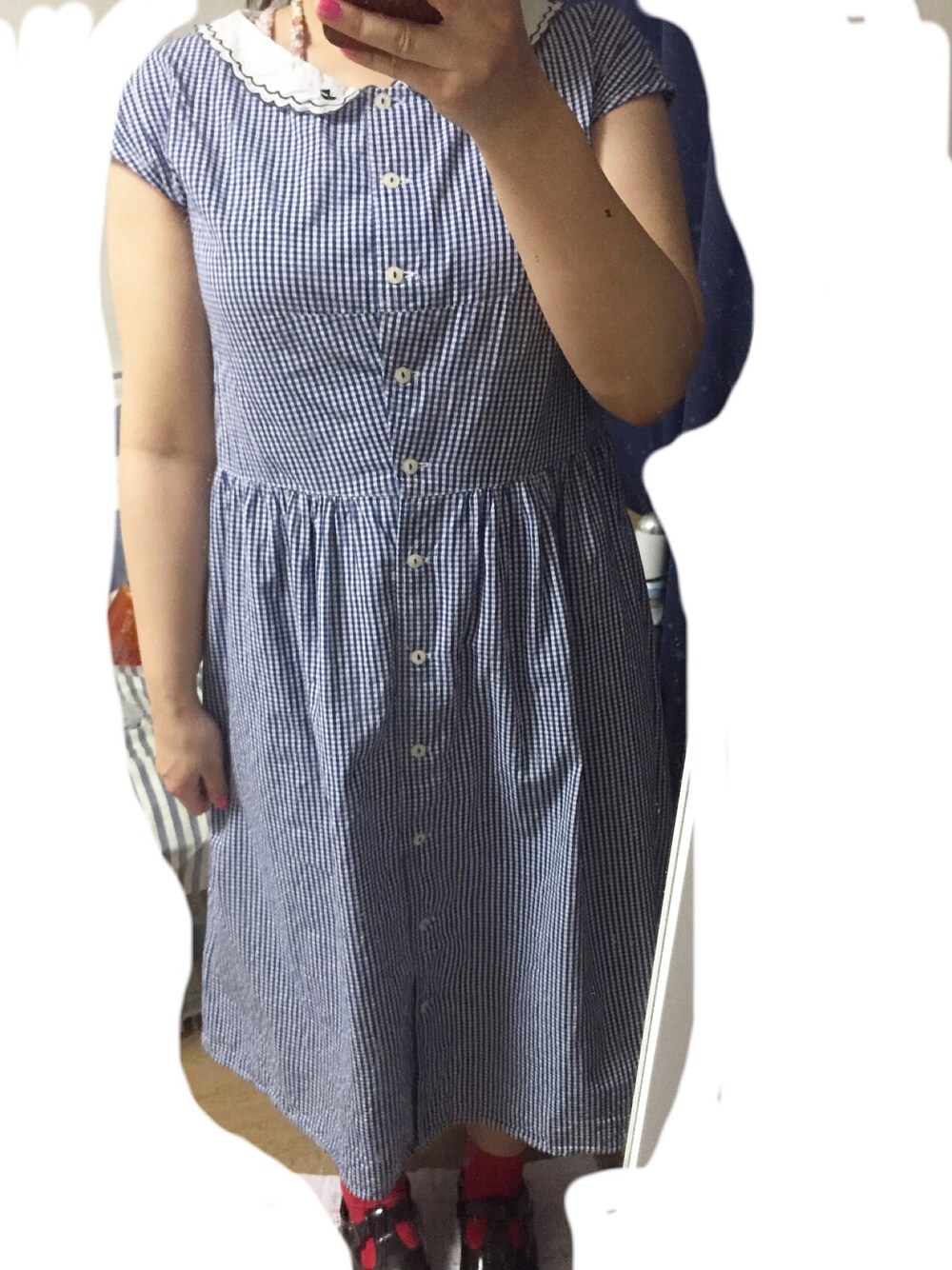 「ぽっちゃり、てゆーかでぶです、痩せれるかなぁ、赤ソックス、ワンピース、初夏スタイル」｜「POU DOU DOUのウエスト切替丸襟ワンピース（ワンピース、ブルー系）」を使った、むむむさん（レディース・153cm）の夏コーディネートの1枚目の写真
