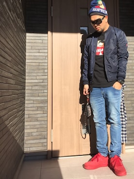 「ライトブルー」｜「アイテム（ニットキャップ/ビーニー）」を使った、コチコチさん（メンズ・172cm）の秋コーディネート