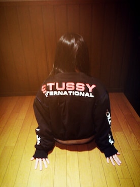 「stussywomen」｜「アイテム（ブルゾン）」を使った、Annaさん（レディース・145cm）の秋コーディネート