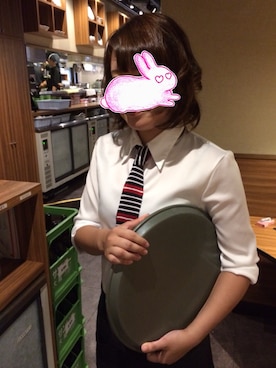 「Yシャツ」｜「アイテム（ネクタイ）」を使った、ASAKOさん（レディース・161cm）の秋コーディネート