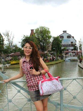 「travel」｜「アイテム（アナログ腕時計）」を使った、Joyeux Carmenさん（レディース・163cm）の春コーディネート